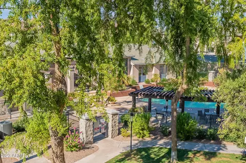 5345 E Van Buren St #310, Phoenix, AZ 85008