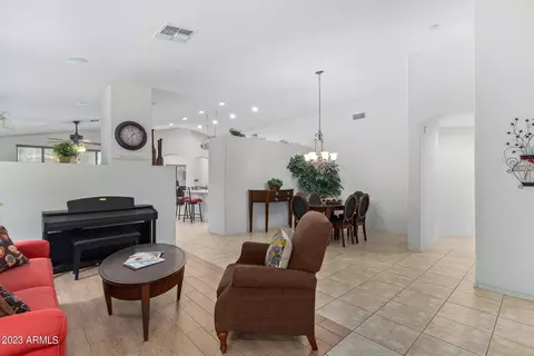 9856 E Kiowa Ave, Mesa, AZ 85209 photo 4