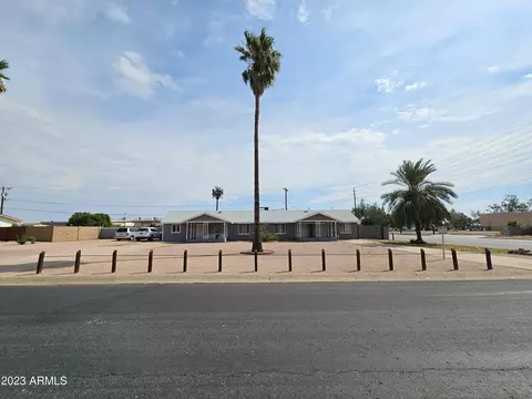 7605 E Akron St, Mesa, AZ 85207 photo 2