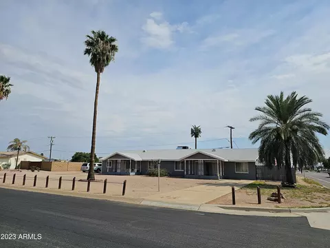 7605 E Akron St, Mesa, AZ 85207 photo 3