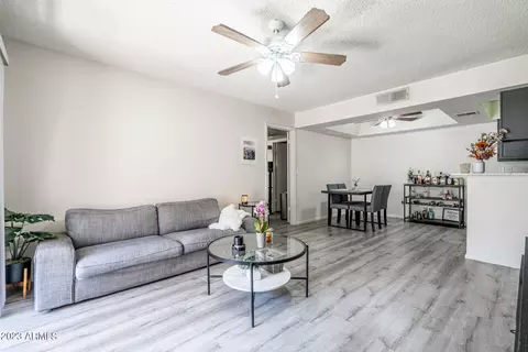 10610 S 48th St #1041, Phoenix, AZ 85044