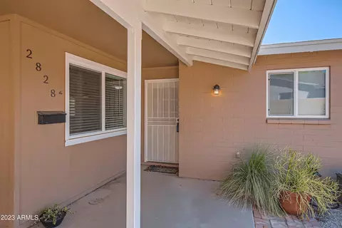2828 E Cholla St, Phoenix, AZ 85028 photo 2