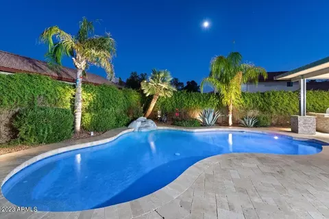 533 S Winthrop St, Gilbert, AZ 85296 photo 4