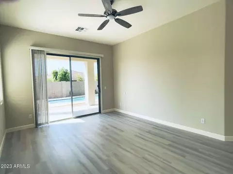 6824 S Pinehurst Dr, Gilbert, AZ 85298 photo 12