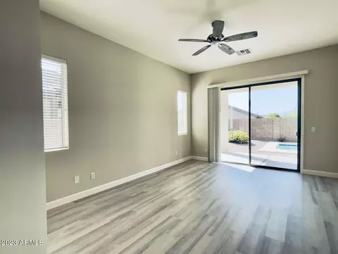 6824 S Pinehurst Dr, Gilbert, AZ 85298 photo 11