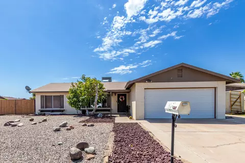 4807 W Christy Dr, Glendale, AZ 85304