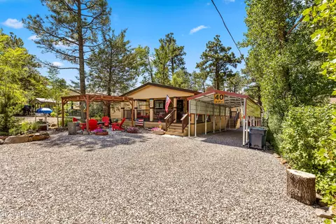 669 E Oak Dr, Munds Park, AZ 86017