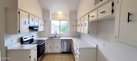 631 S Steppe Pl, Sierra Vista, AZ 85635