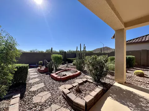 39225 N Acadia Way, Anthem, AZ 85086