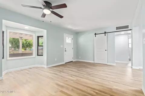2116 W Augusta Ave, Phoenix, AZ 85021 photo 6