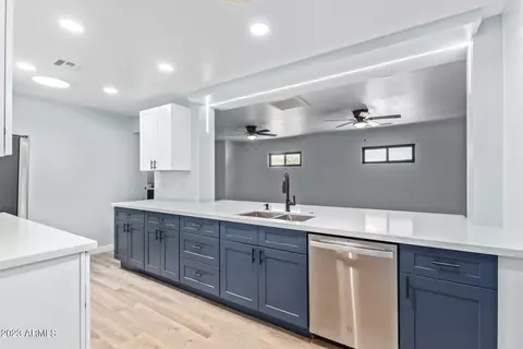 2116 W Augusta Ave, Phoenix, AZ 85021 photo 12