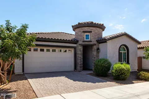 7037 N 84th Dr, Glendale, AZ 85305