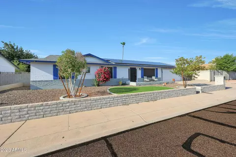 2136 W Maple Dr, Phoenix, AZ 85027 photo 3