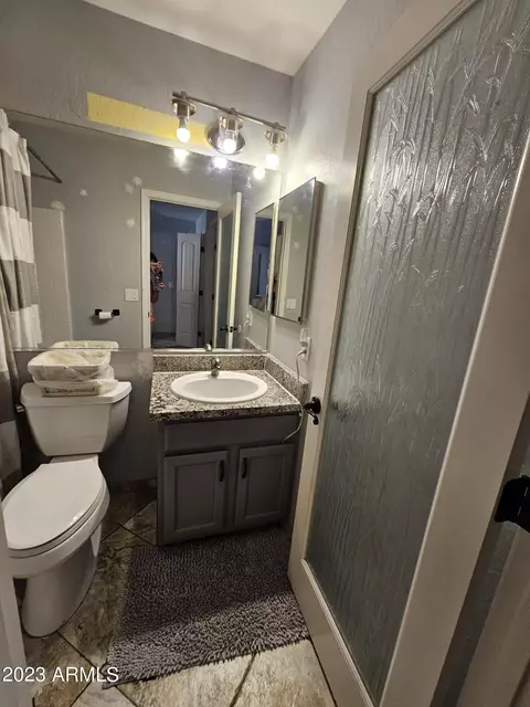Bath - 1645 S Weaver Dr, Apache Junction, AZ 85120 photo 5 of 8