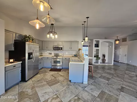 Kitchen - 1645 S Weaver Dr, Apache Junction, AZ 85120 photo 2 of 9