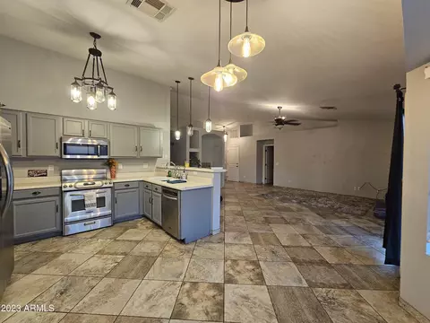 Kitchen - 1645 S Weaver Dr, Apache Junction, AZ 85120 photo 5 of 9