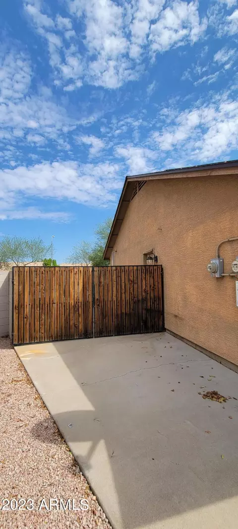 Exterior - 1645 S Weaver Dr, Apache Junction, AZ 85120 photo 2 of 19