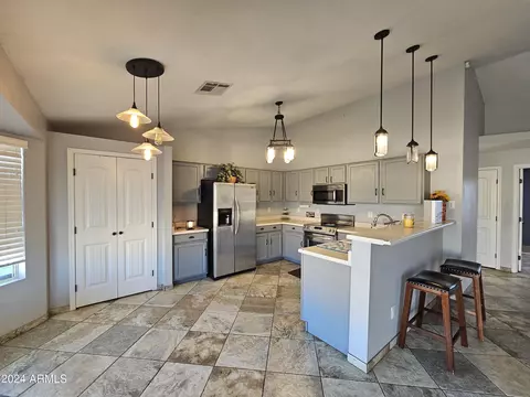 Kitchen - 1645 S Weaver Dr, Apache Junction, AZ 85120 photo 1 of 9