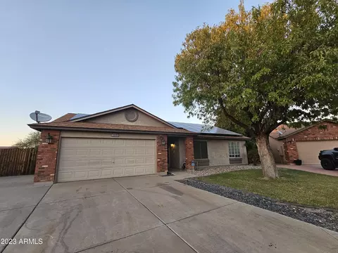 Exterior - 1645 S Weaver Dr, Apache Junction, AZ 85120 photo 17 of 19