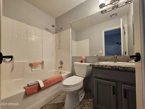 Bath - 1645 S Weaver Dr, Apache Junction, AZ 85120 photo 4 of 8