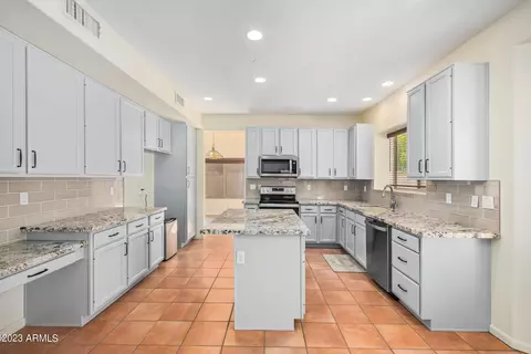 151 E Spur Ave, Gilbert, AZ 85296 photo 15