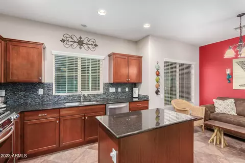 3640 E Zachary Dr, Phoenix, AZ 85050 photo 4