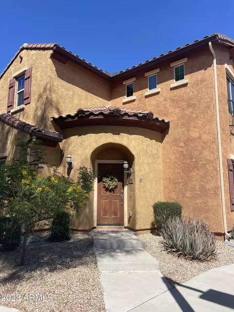 3640 E Zachary Dr, Phoenix, AZ 85050