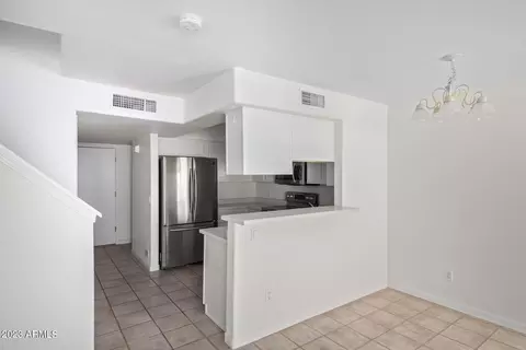 4805 E Kachina Trl #19, Phoenix, AZ 85044 photo 7