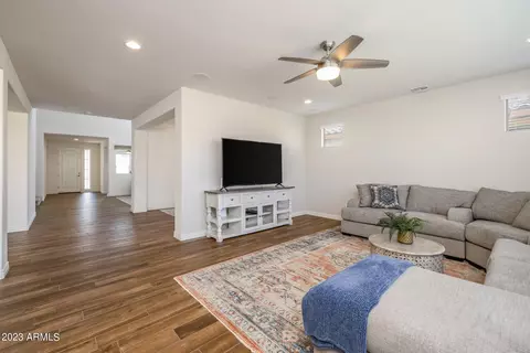 9822 E Radioactive Dr, Mesa, AZ 85212 photo 16