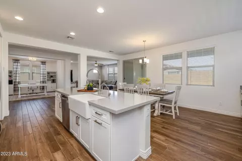 9822 E Radioactive Dr, Mesa, AZ 85212 photo 12