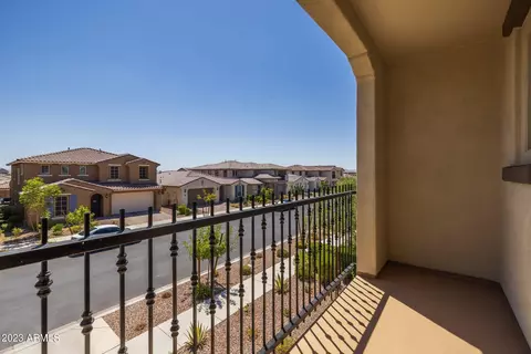 9822 E Radioactive Dr, Mesa, AZ 85212 photo 4