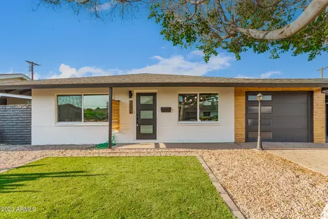 2406 W Rose Ln, Phoenix, AZ 85015