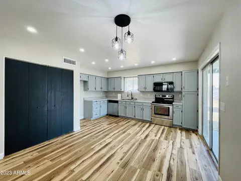 7910 E Gale Ave, Mesa, AZ 85209 photo 6