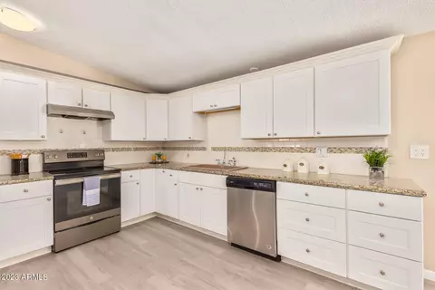1334 E Southern Ave, Apache Junction, AZ 85119 photo 16