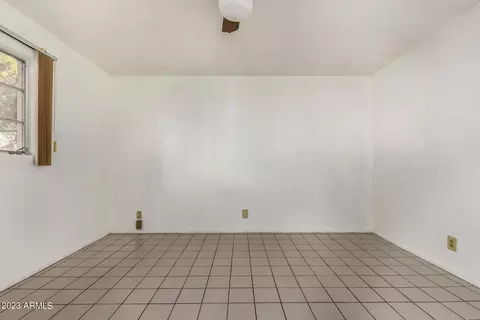 2401 W Echo Ln, Phoenix, AZ 85021 photo 20