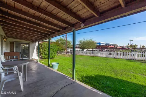 2401 W Echo Ln, Phoenix, AZ 85021 photo 28