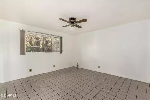 2401 W Echo Ln, Phoenix, AZ 85021 photo 19