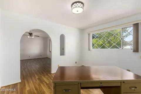 2401 W Echo Ln, Phoenix, AZ 85021 photo 18