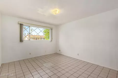 2401 W Echo Ln, Phoenix, AZ 85021 photo 23