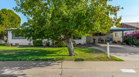 2401 W Echo Ln, Phoenix, AZ 85021 photo 3