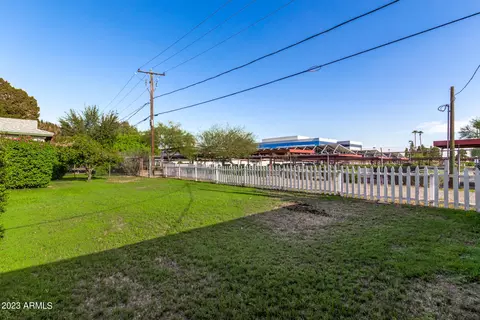 2401 W Echo Ln, Phoenix, AZ 85021 photo 32