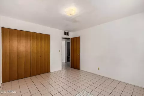 2401 W Echo Ln, Phoenix, AZ 85021 photo 24