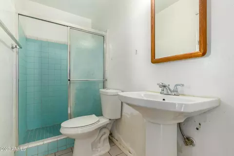 2401 W Echo Ln, Phoenix, AZ 85021 photo 22