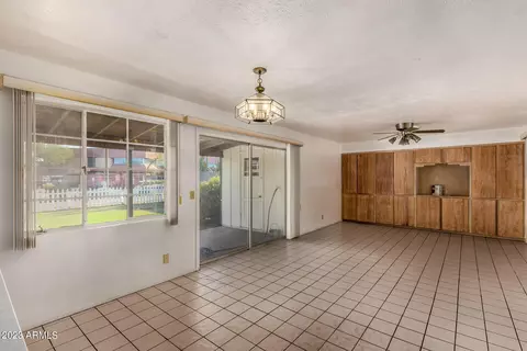 2401 W Echo Ln, Phoenix, AZ 85021 photo 12