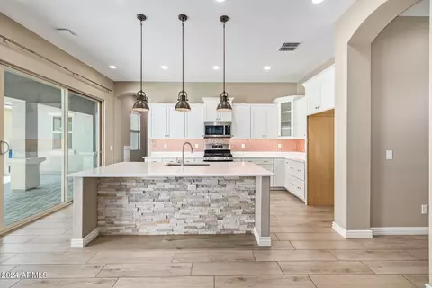 4405 E Leroy St, Gilbert, AZ 85295 photo 2