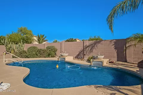43179 W Venture Rd, Maricopa, AZ 85138
