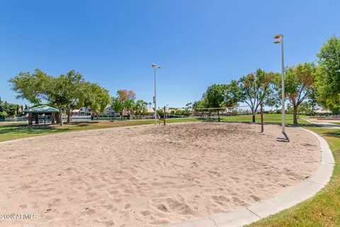 889 S Paradise Dr, Gilbert, AZ 85233 photo 54