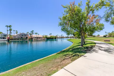 889 S Paradise Dr, Gilbert, AZ 85233 photo 52