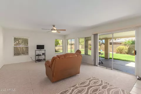 889 S Paradise Dr, Gilbert, AZ 85233 photo 19