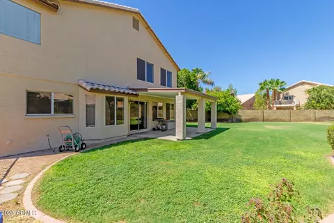 889 S Paradise Dr, Gilbert, AZ 85233 photo 37